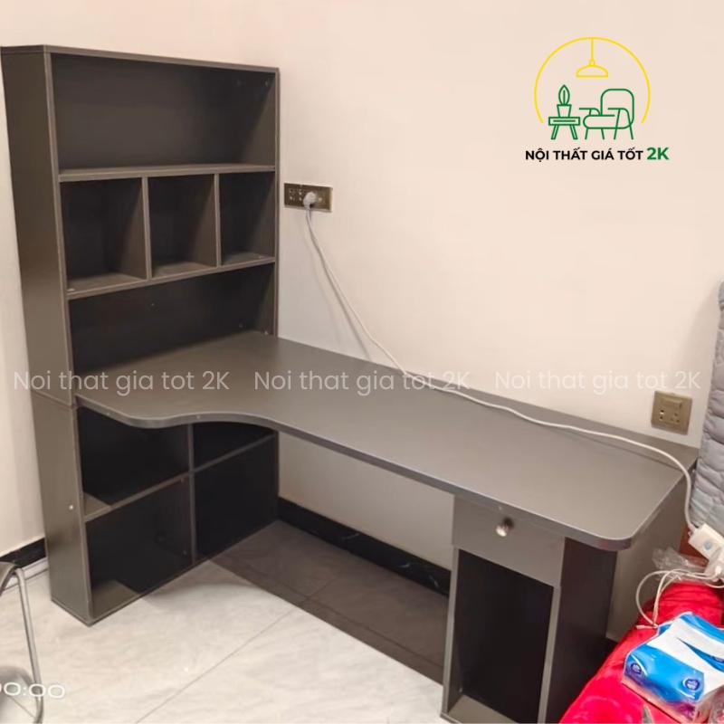 Bàn học kèm kệ cho không gian học tập đa năng
