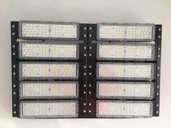 Tuyển tập 5 mẫu Đèn Chiếu Sáng Sân Thể Thao được ưa dùng