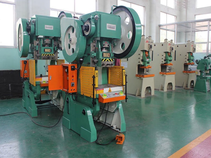 báo giá máy đột dập