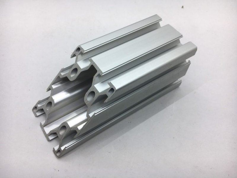 giá thanh nhôm định hình