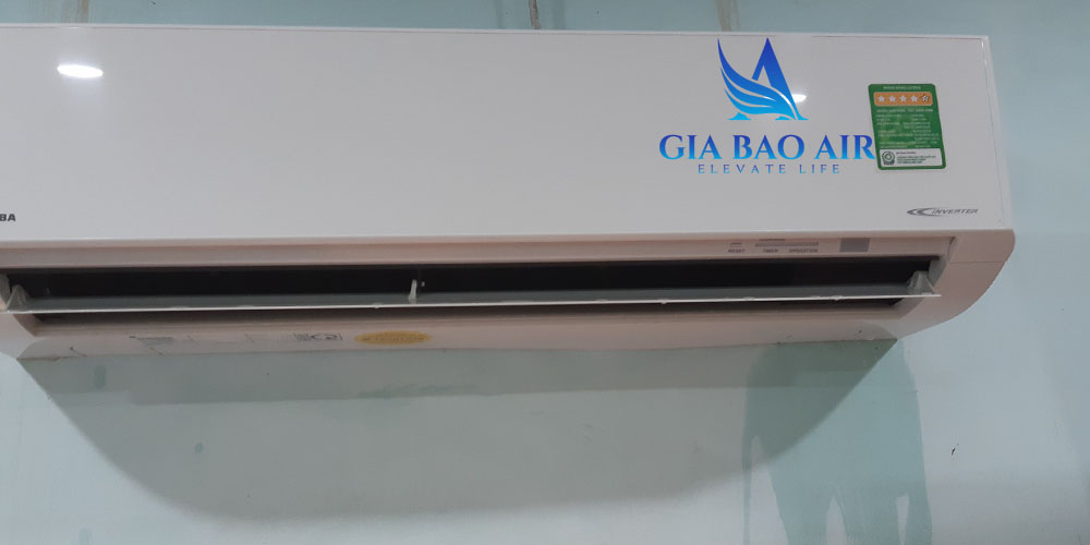 dàn lạnh bị chảy nước bên góc phải