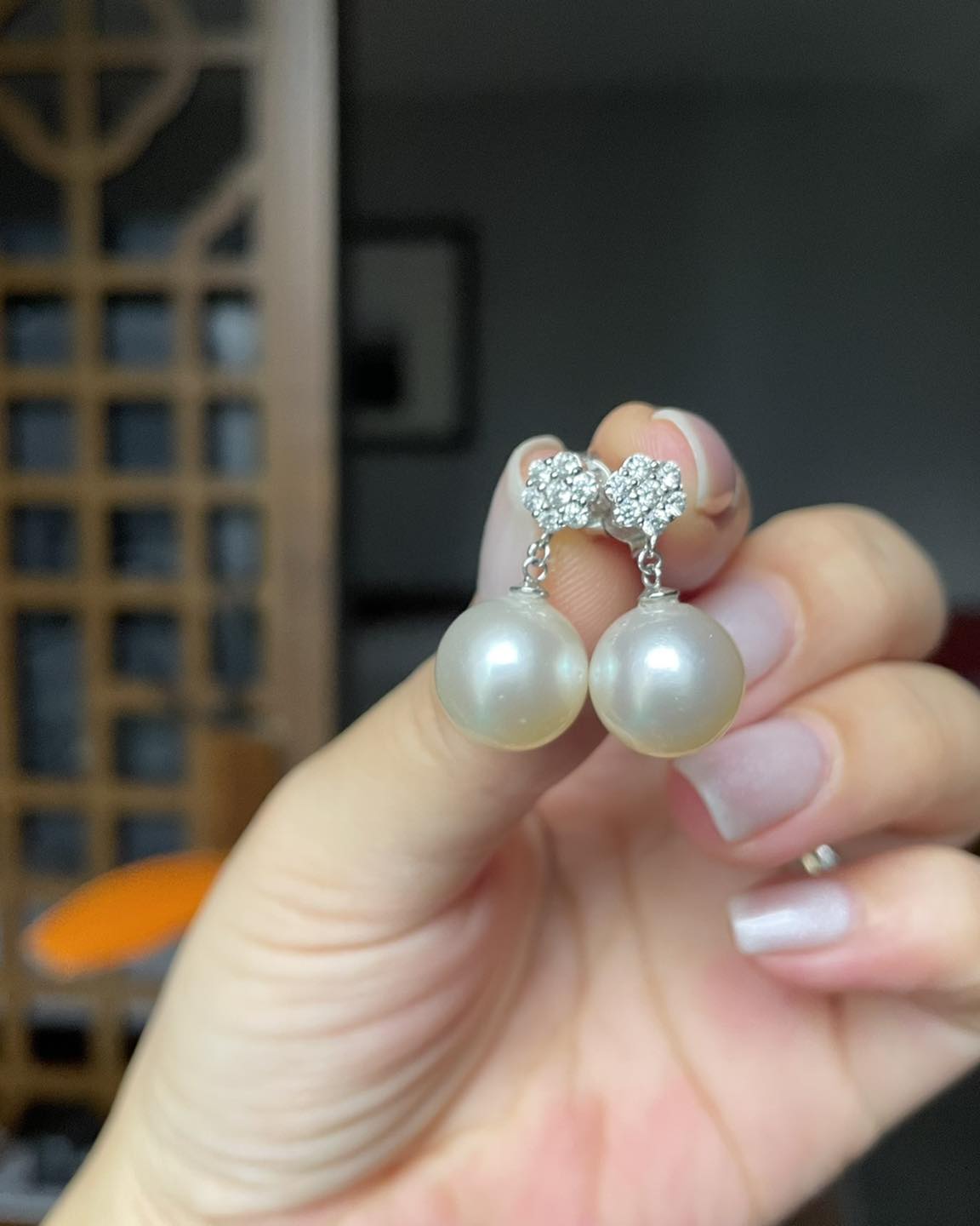 Ai đeo ngọc trai cũng trở nên xinh đẹp hơn!