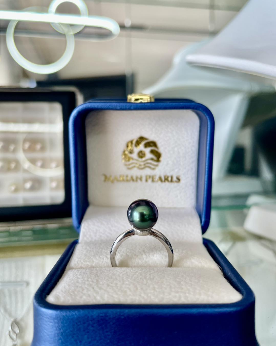 Nhẫn ngọc trai đen tahiti cỡ ngọc 8.5ly