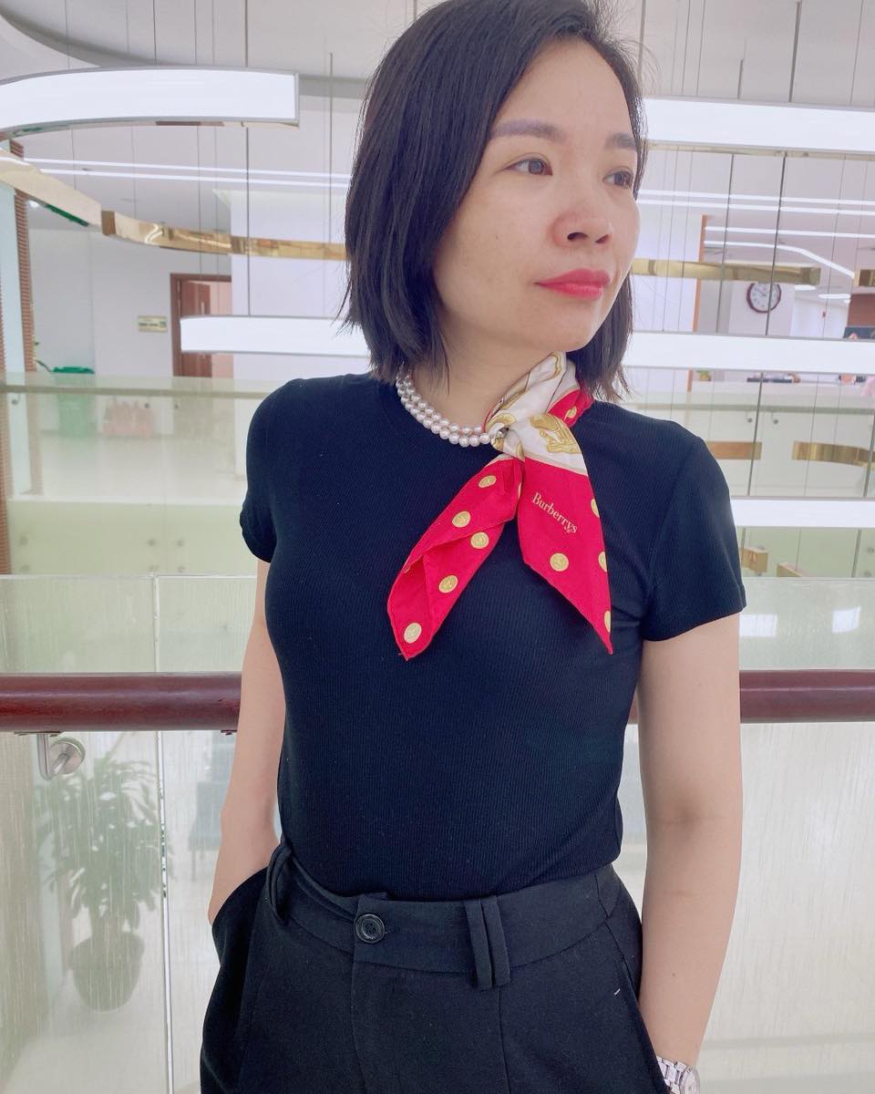 Khăn quàng - một phụ kiện thời trang đa năng