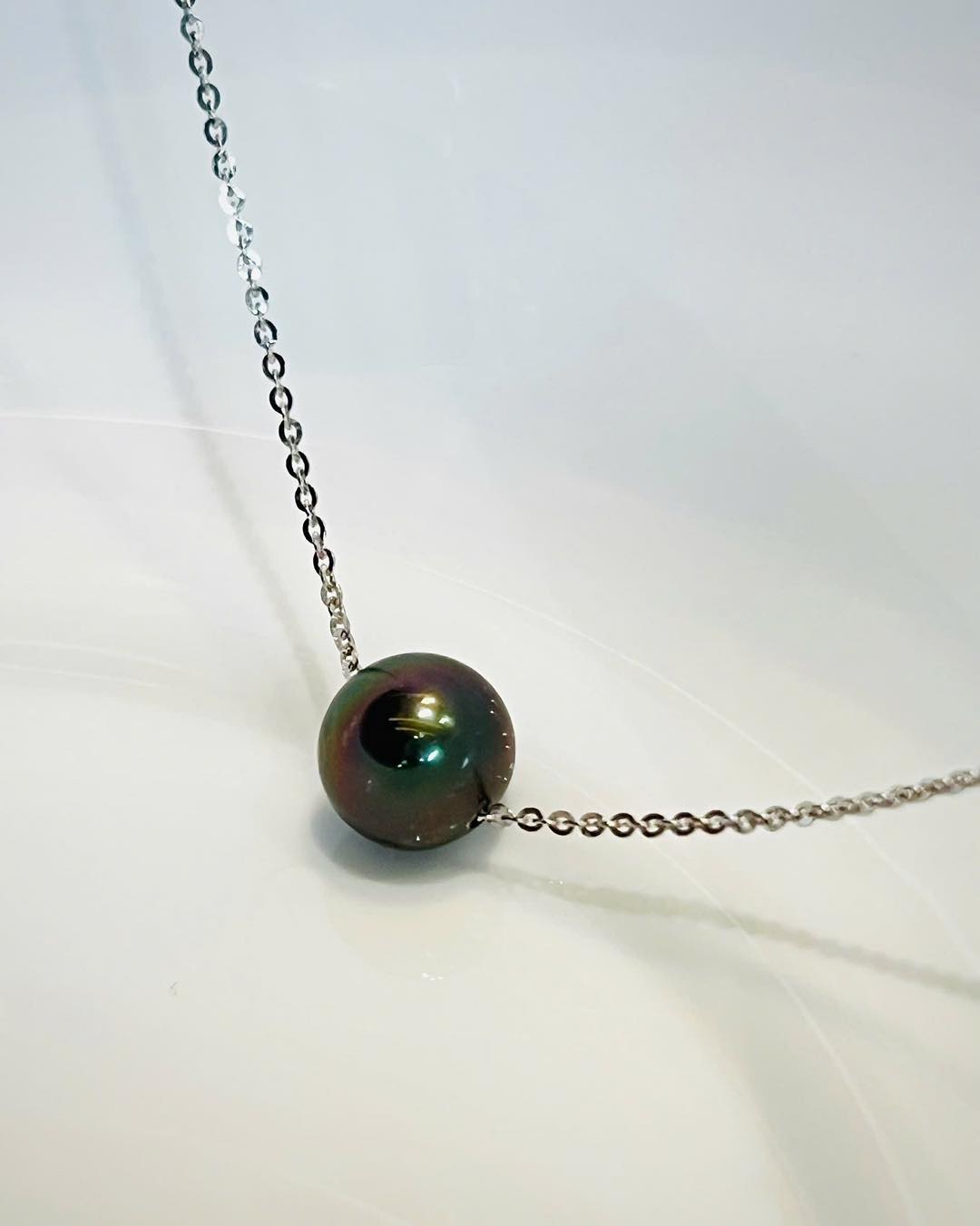 Ngọc Trai Có Bị Trầy Không? – Sự Thật Cần Biết