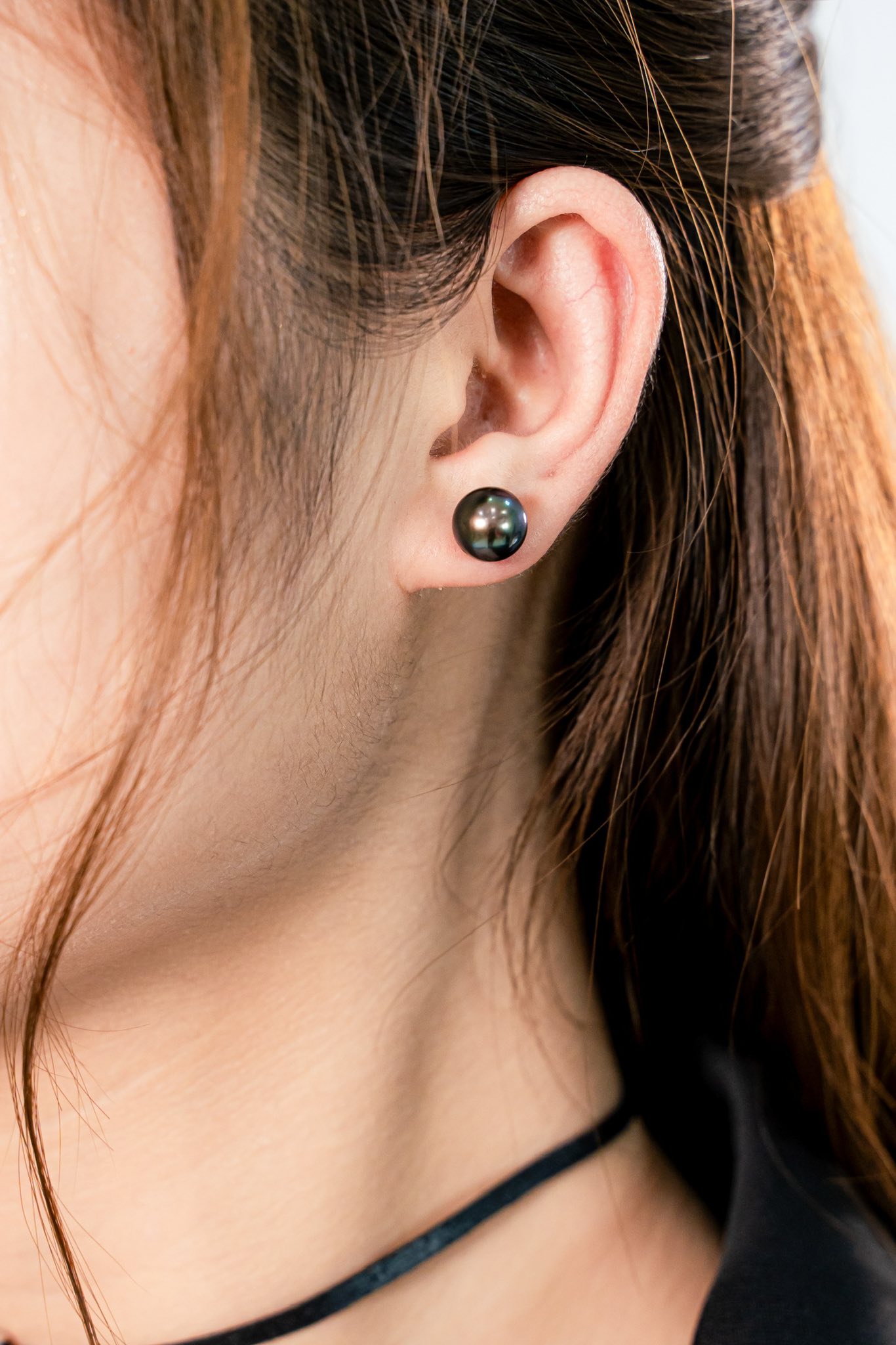 Vẻ Đẹp Quyền Lực Của Ngọc Trai Đen