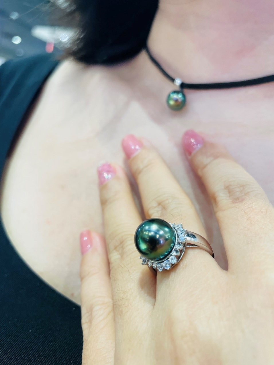 Bộ trang sức ngọc trai đen Tahiti