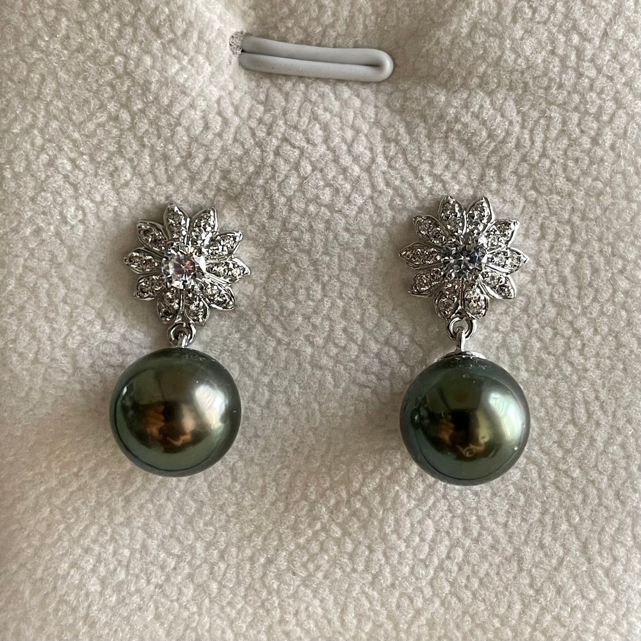 Bông tai Ngọc đen Tahiti