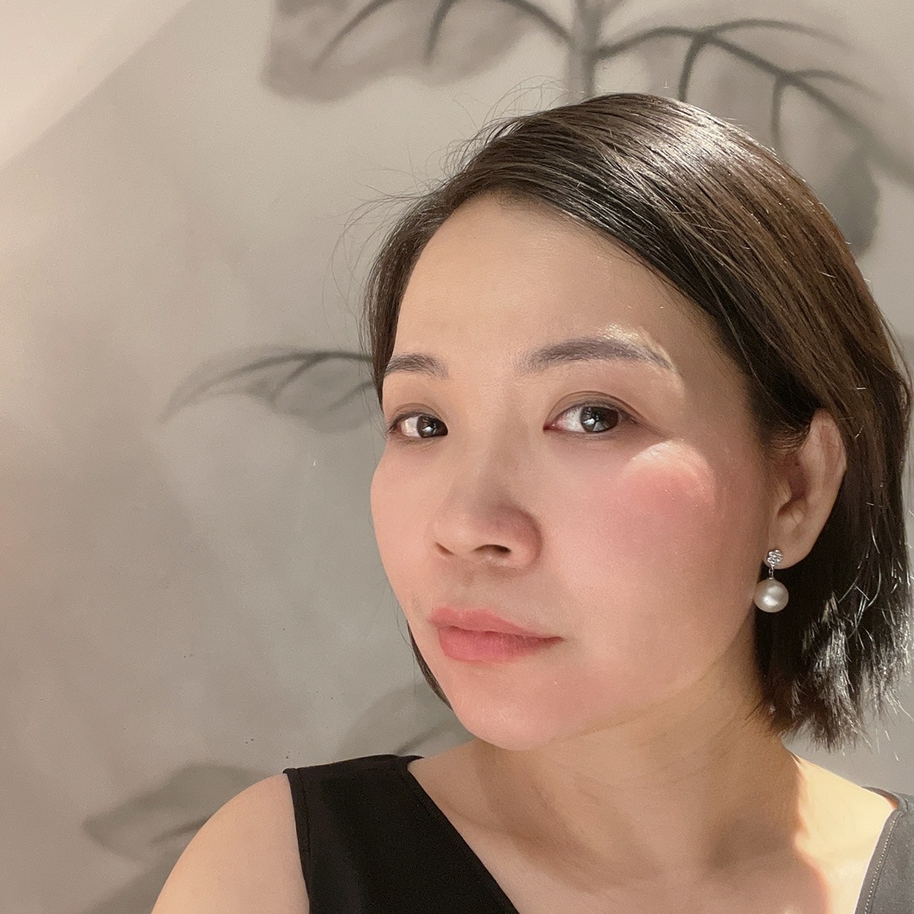 Bông tai Ngọc trai Ngọc trai dáng thả khiến bạn trong thật thanh lịch