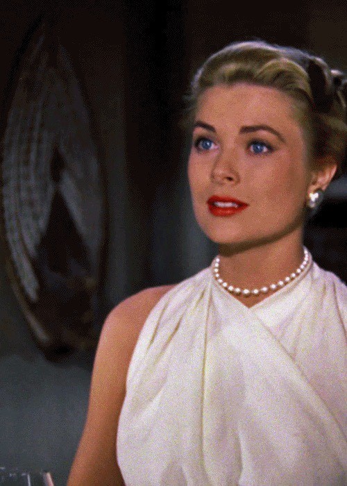 Choker ngọc trai cùng bông tai