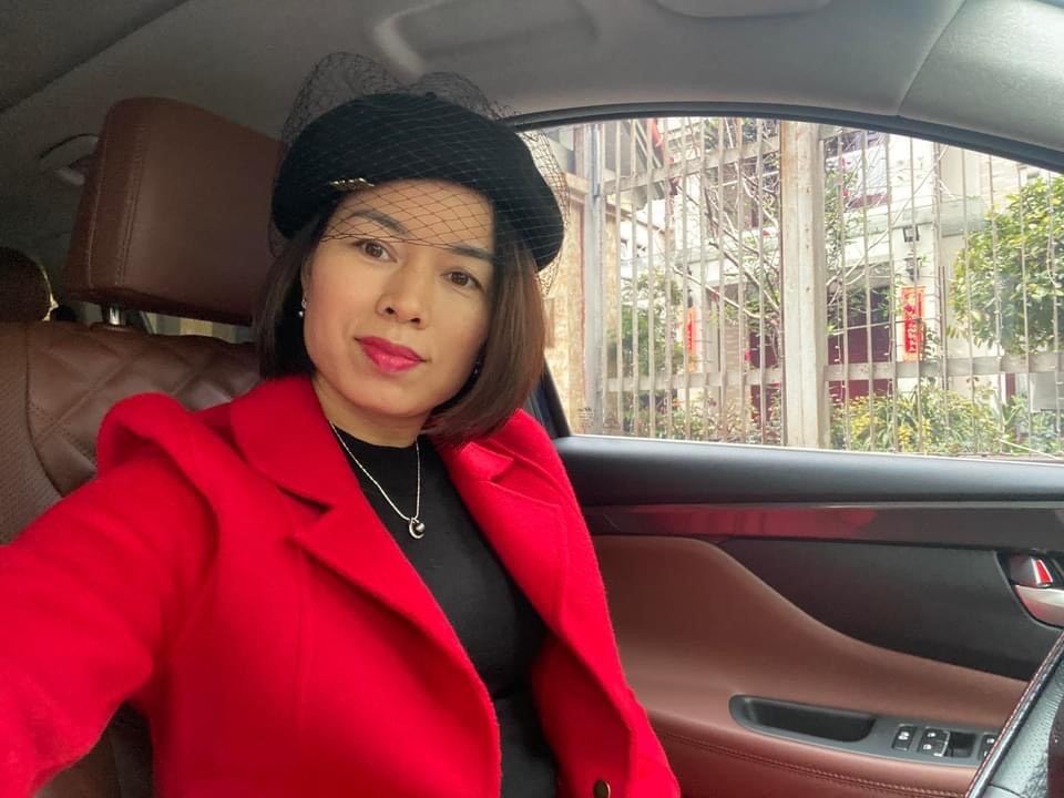 Kết hợp Bông tai Ngọc trai với vòng cổ Ngọc trai Tahiti thêm phần sang trọng