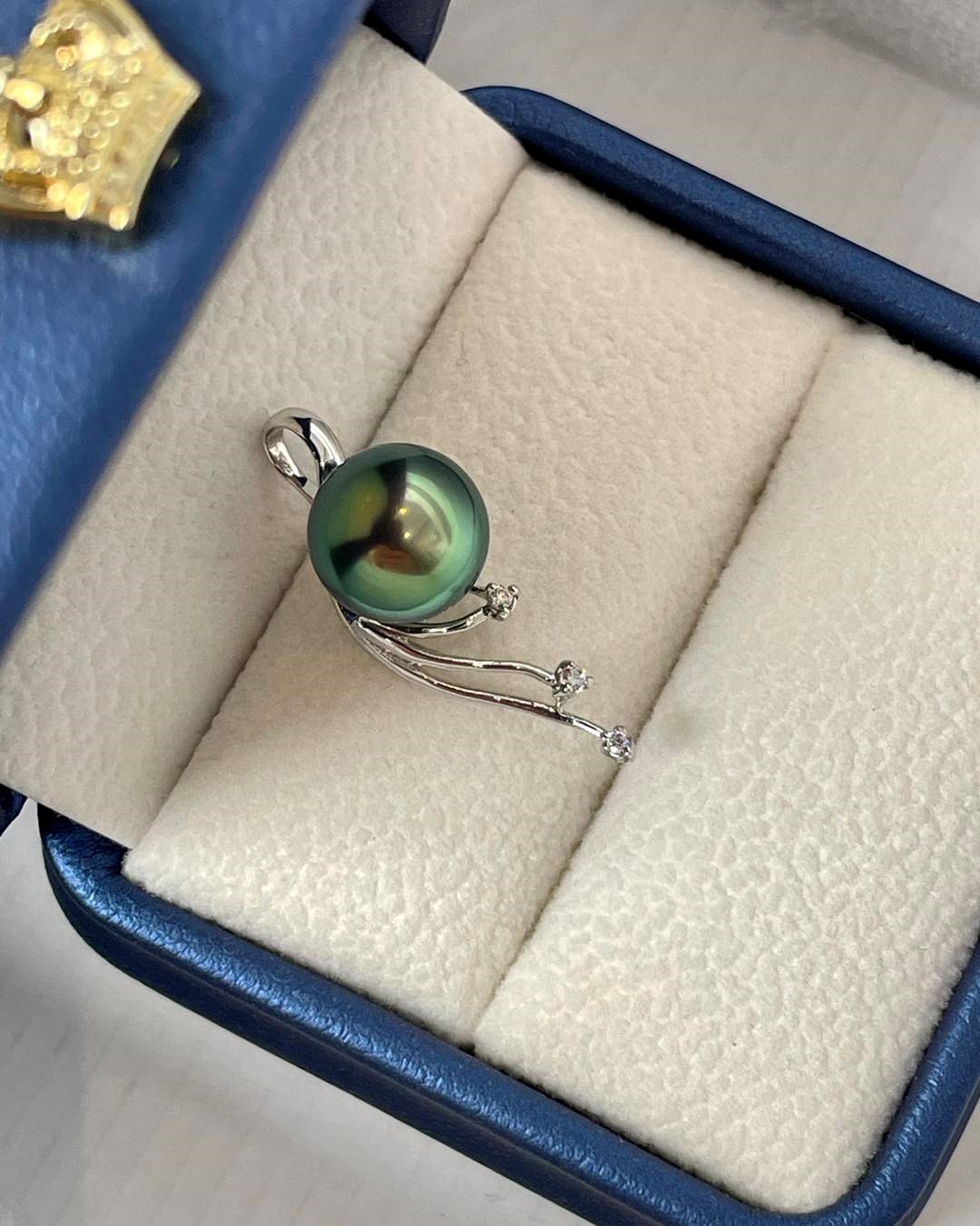 Mặt dây chuyền ngọc Tahiti