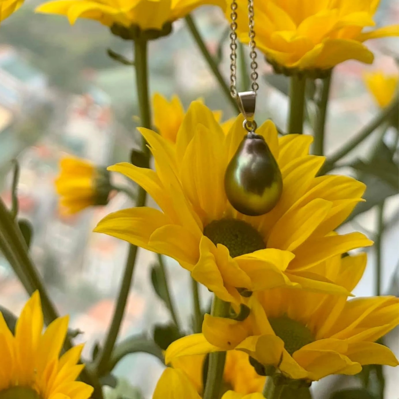 Mặt Dây Chuyền Ngọc Trai Tahiti Dáng Giọt Nước Ánh Ngũ Sắc