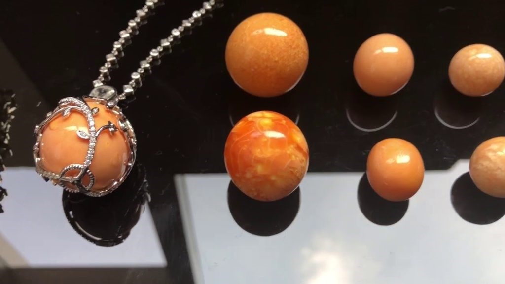 Ngọc Ốc Giác (Melo Pearls)