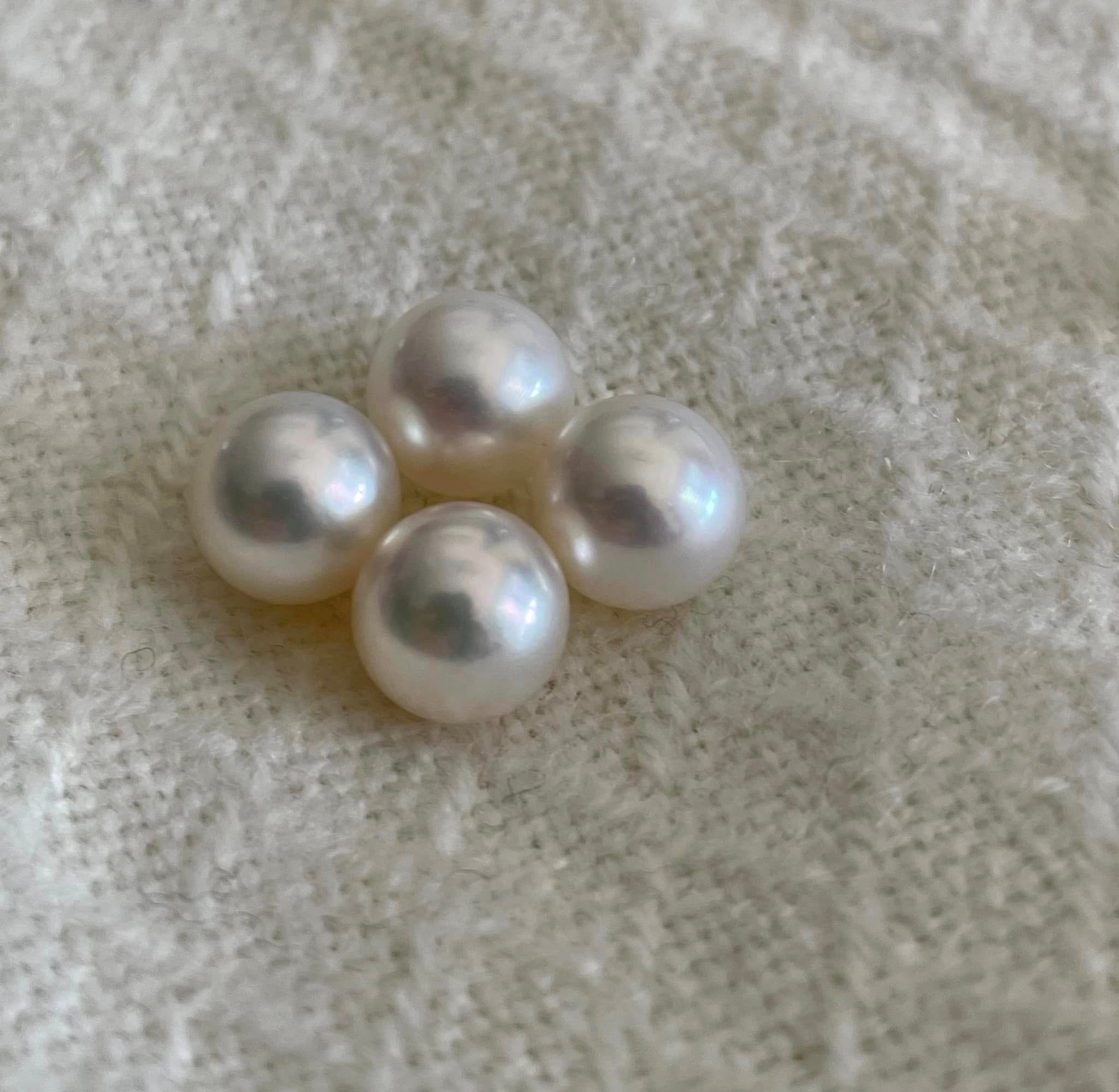 Ngọc trai Akoya trắng