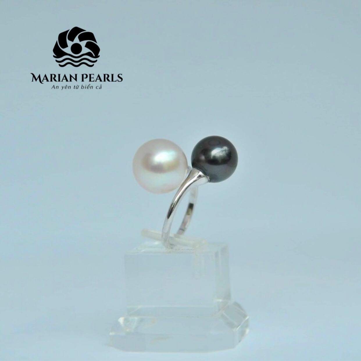 Nhẫn ngọc trai dáng độc đáo cùng hai loại ngọc trai Tahiti và Akoya