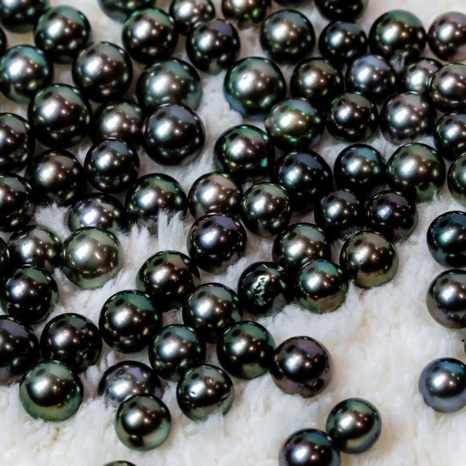 Vì Sao Ngọc Trai Có Nhiều Màu?