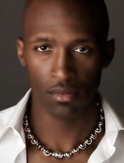 Trang sức ngọc trai đặt làm riêng cho nam giới