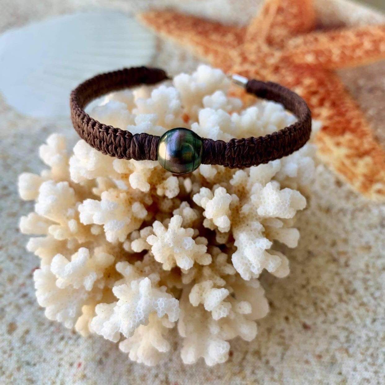 Vòng Tay Ngọc Trai Đen Tahiti Tết Dây Thủ Công