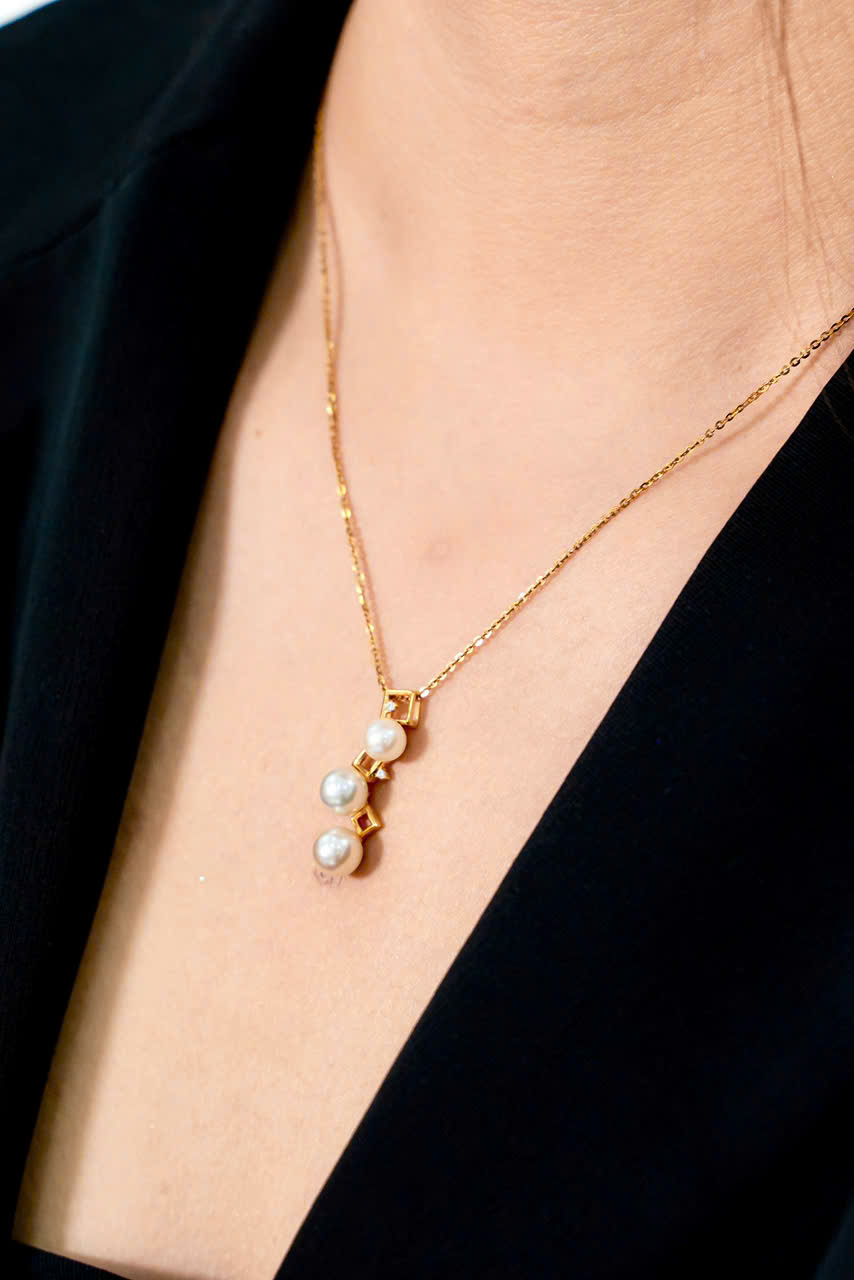 Tặng Quà Trang Sức Ngọc Trai Ngày 8/3: Món Quà Tinh Tế