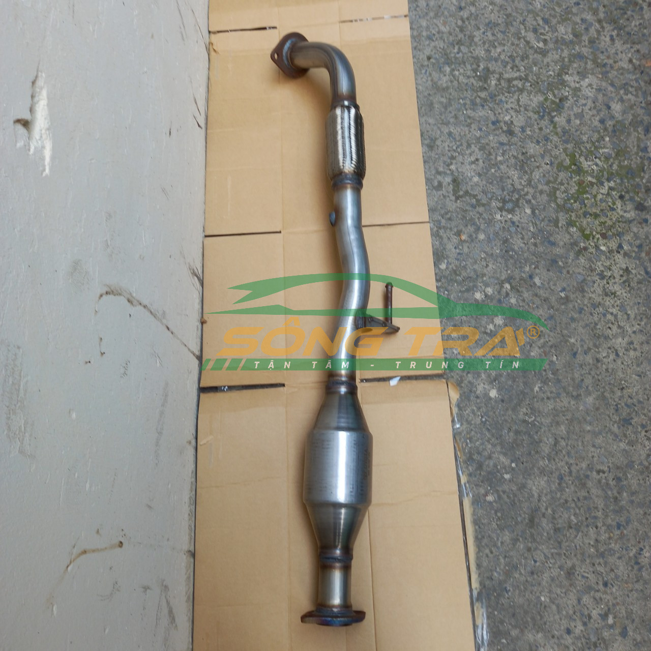 #ỐNG_XẢ_ĐOẠN_ĐẦU_CAMRY_2010