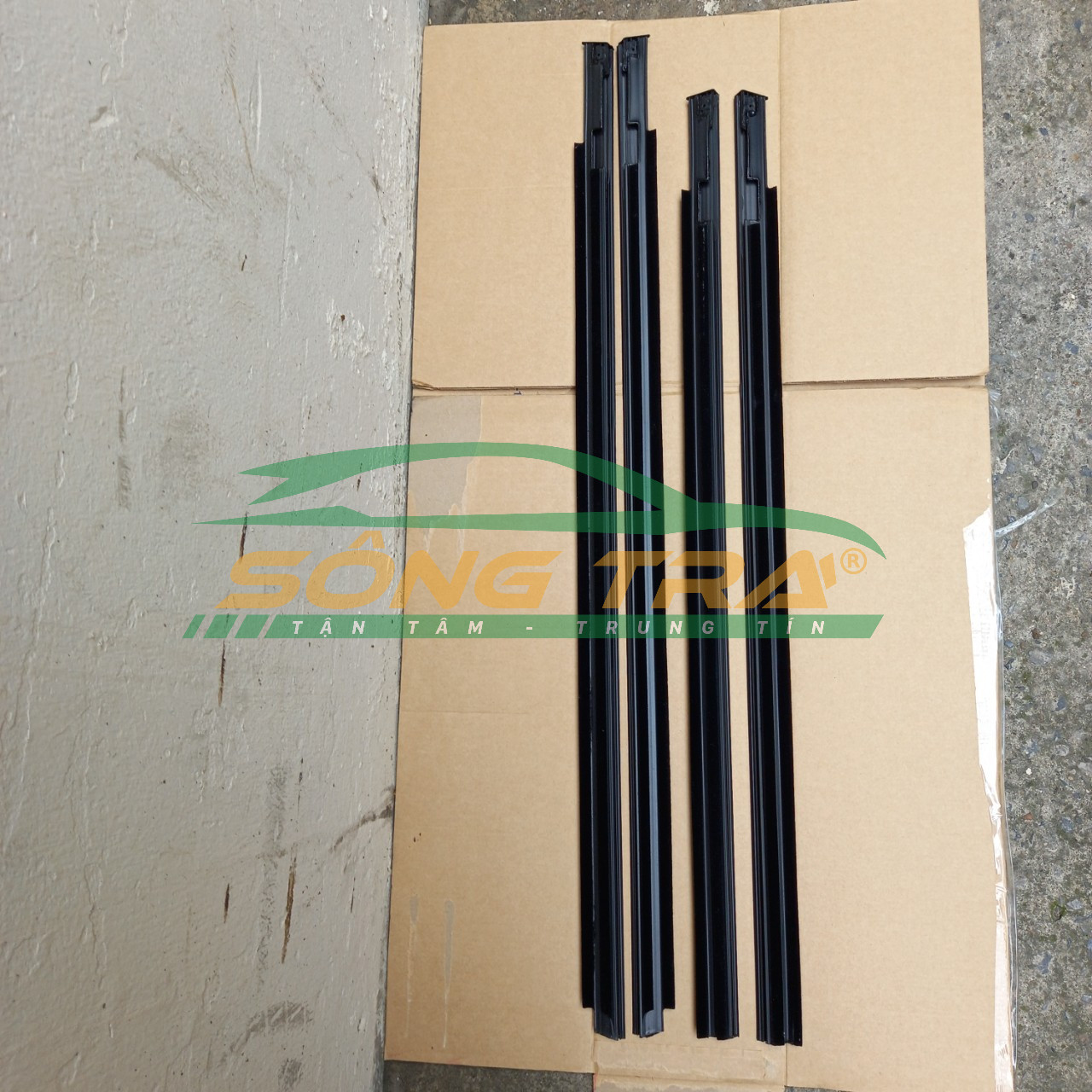 #NẸP_CHÂN_KÍNH__CHERRY_QQ