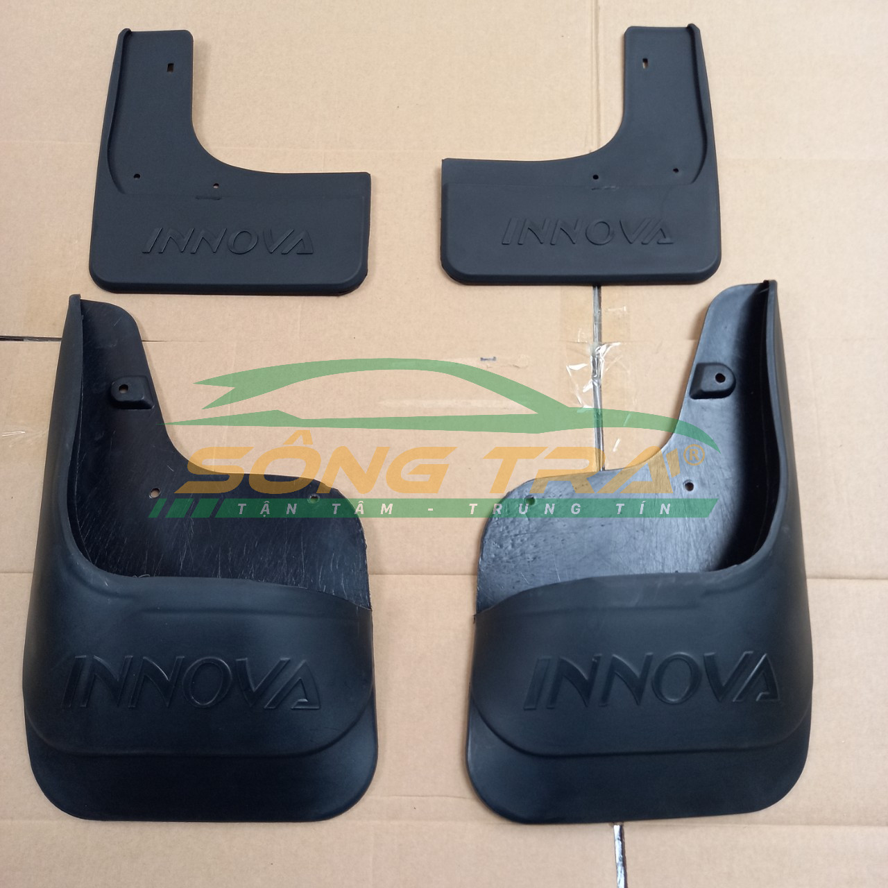 #BỘ_CHẮN_BÙN_BÁNH_TOYOTA_INNOVA_2015