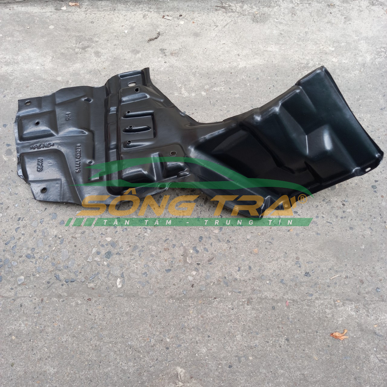 #CHẮN_BÙN_GẦM_MÁY_TOYOTA_VIOS_2014-2017_BÊN_PHẢI