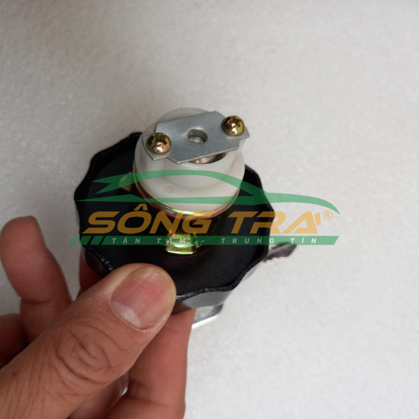 #NẮP_BÌNH_DẦU_MITSUBISHI_CANTER