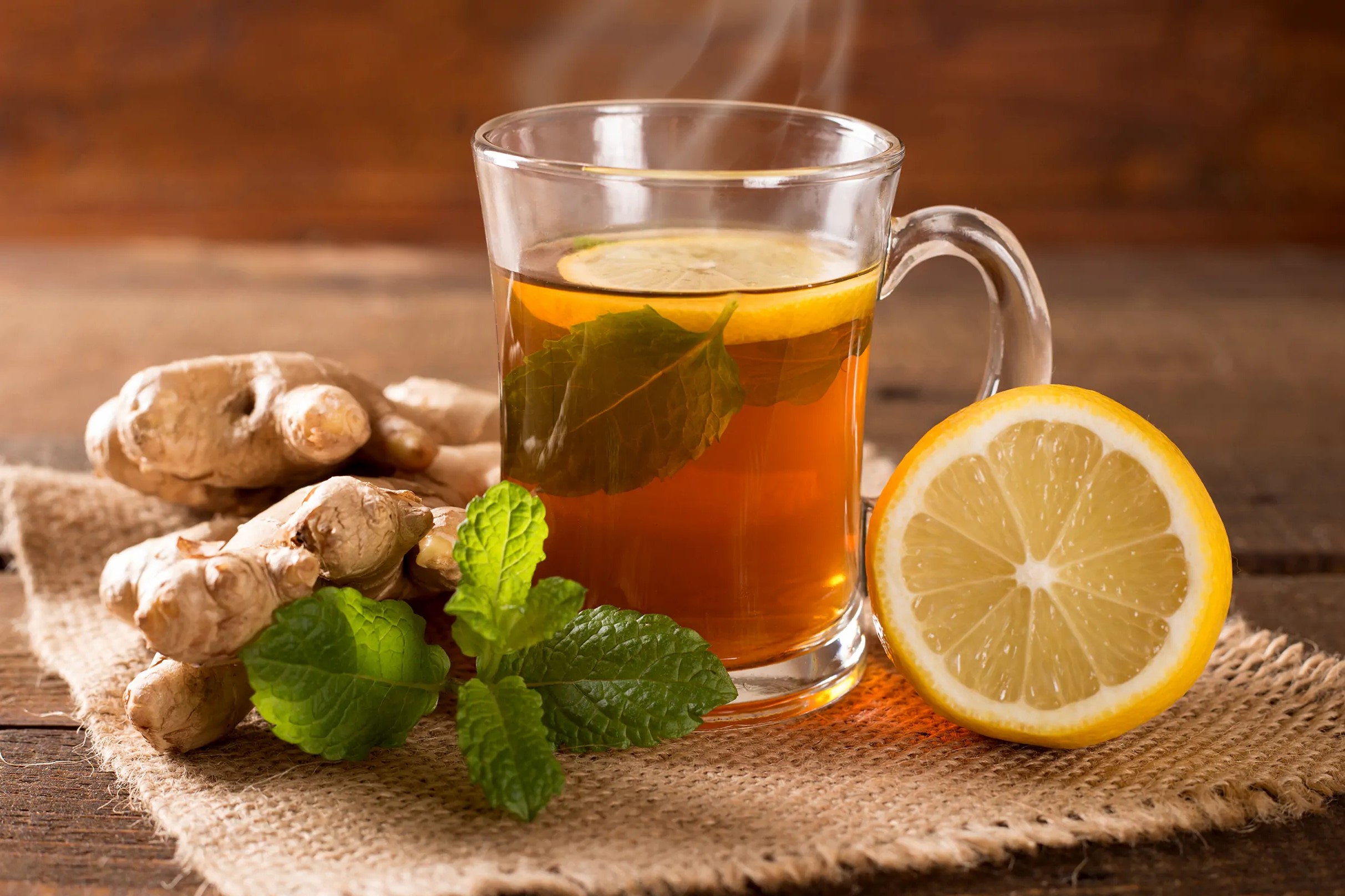 trà gừng giảm đau đầu