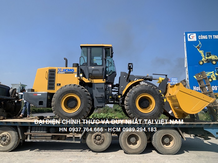 may-xuc-lat-xcmg-lw500fn