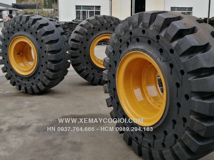 lốp đặc 17.5-25