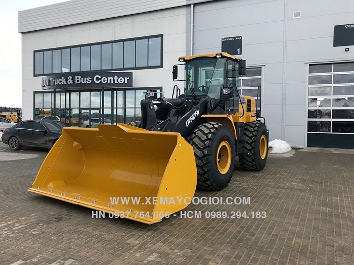 uu-diem-cua-may-xuc-lat-moi-va-may-xuc-lat-da-su-dung