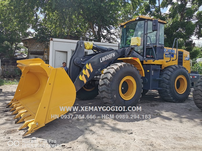 bang-gia-may-xuc-lat-xcmg-lw500fn-tai-ha-noi