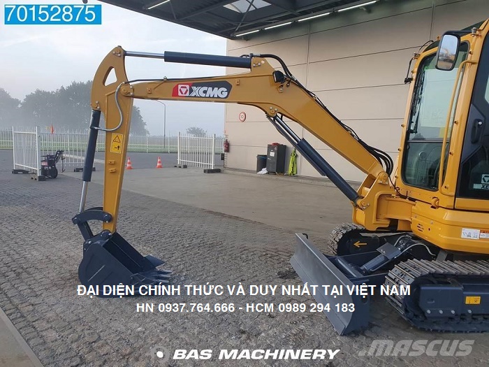 may-xuc-dao-banh-xich-xcmg-xe35u