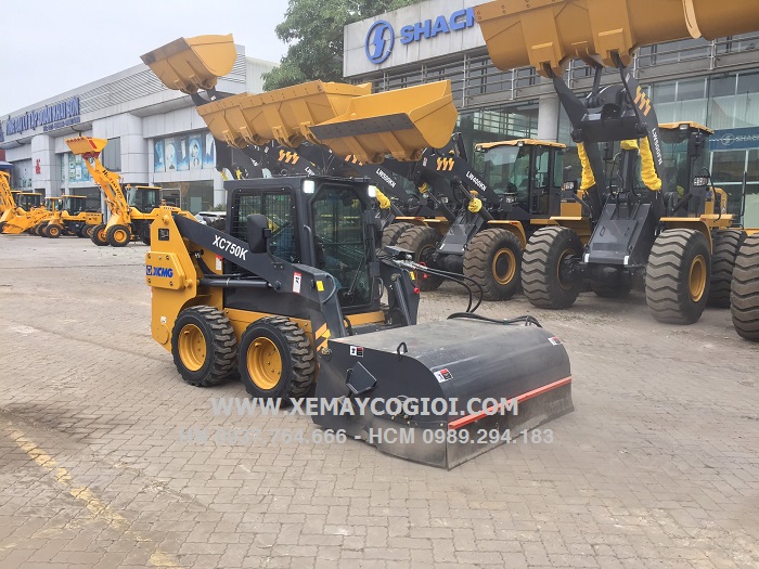 may-xuc-lat-quet-bui-rac-xcmg-xc750k