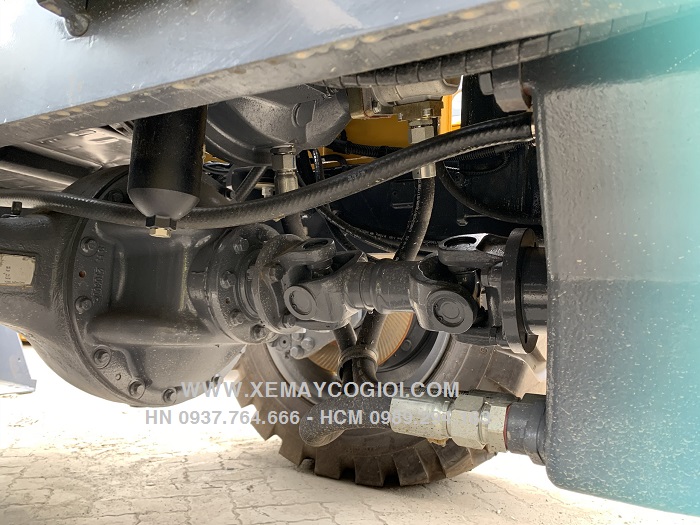 may-san-gat-xcmg-gr1003