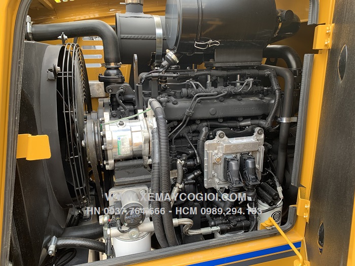 may-san-gat-xcmg-gr1003