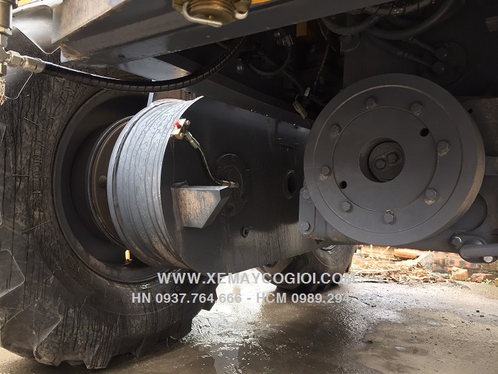 may-san-gat-xcmg-gr135-luoi-gat-3-6-m