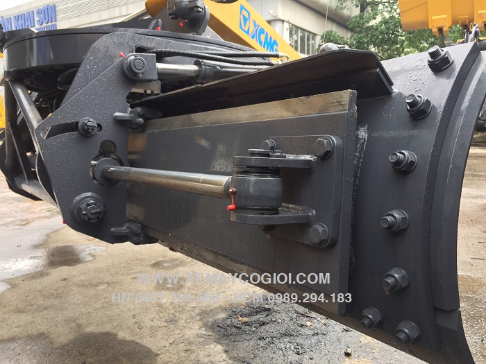 may-san-gat-xcmg-gr135-luoi-gat-3-6-m