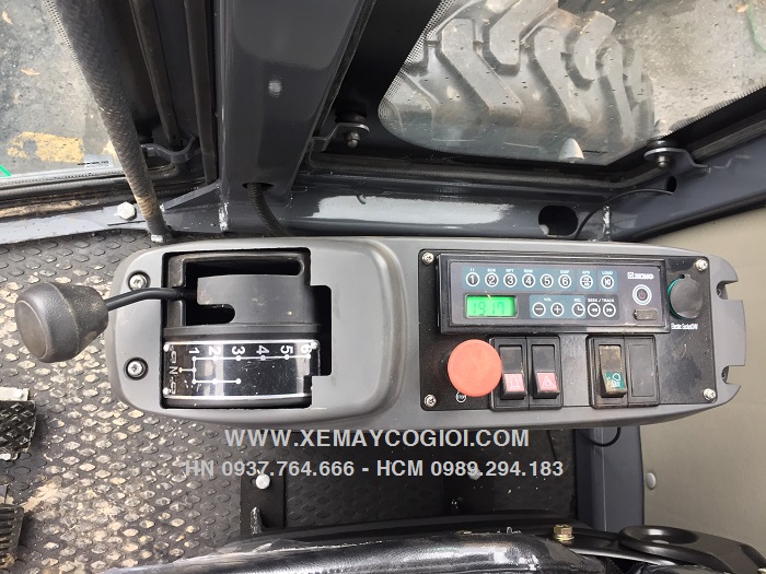 may-san-gat-xcmg-gr135-luoi-gat-3-6-m