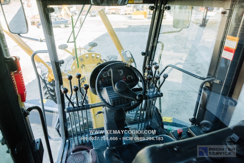 may-san-gat-xcmg-gr135-luoi-gat-3-6-m