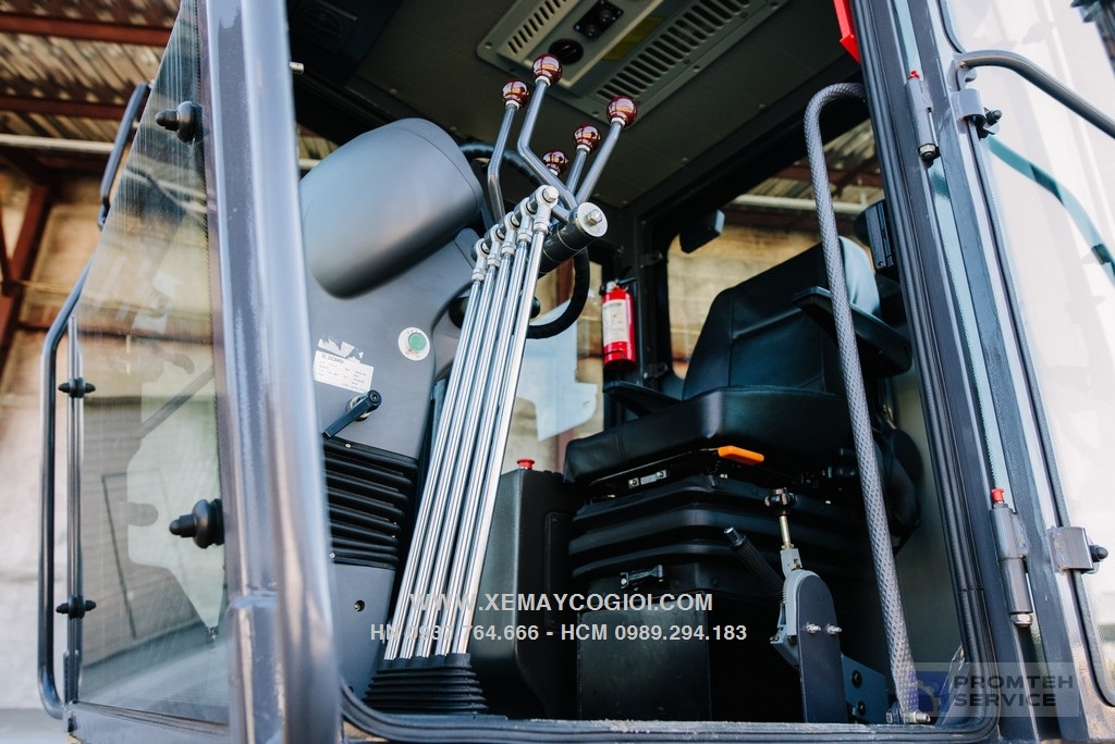 may-san-gat-xcmg-gr135-luoi-gat-3-6-m