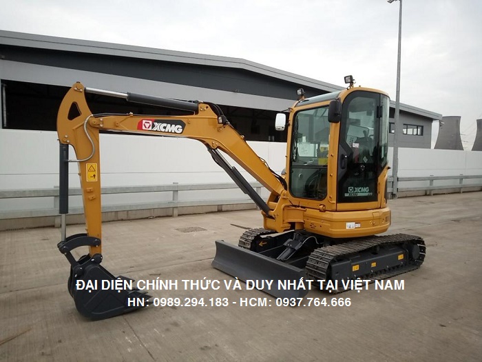 may-xuc-dao-banh-xich-banh-lop