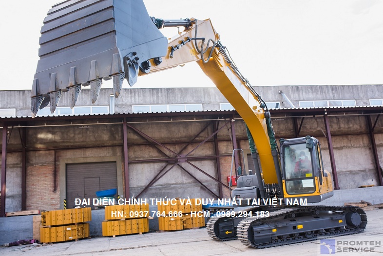 xe-xuc-dao-xcmg-xe215-gau-1-2-m3