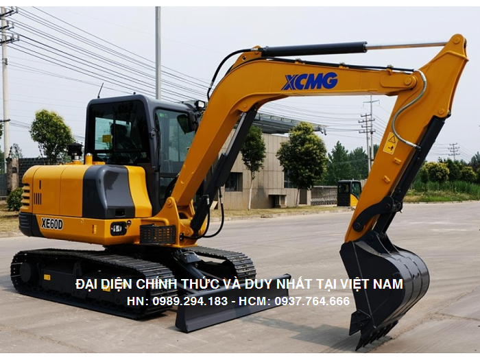 may-xuc-dao-banh-xich-banh-lop