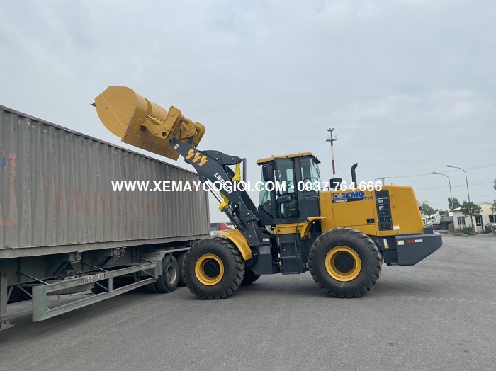 máy xúc lật đổ cao xcmg lw500kn gầu 4.5 m3