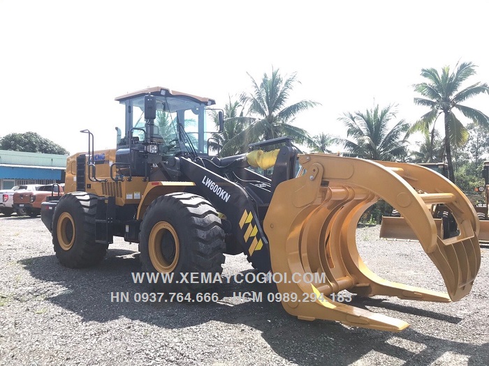may-xuc-lat-gap-go-xcmg-lw600kn-gau-5-m3