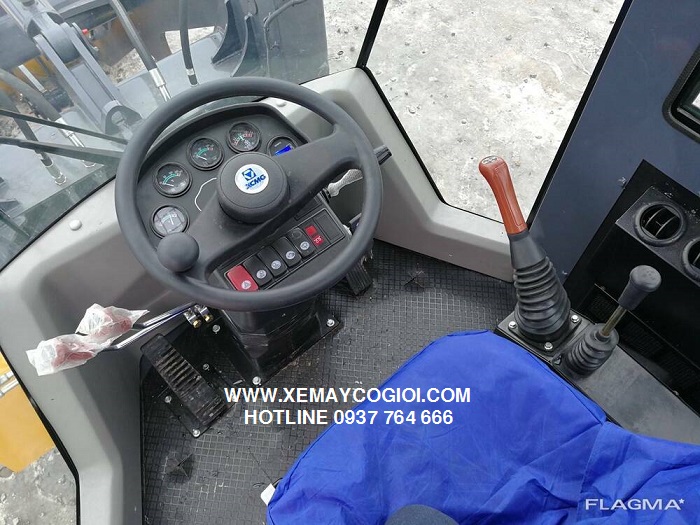 máy xúc lật xcmg lw180fv gầu 1.2 m3