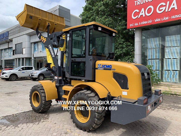 máy xúc lật gầu 1.4 m3